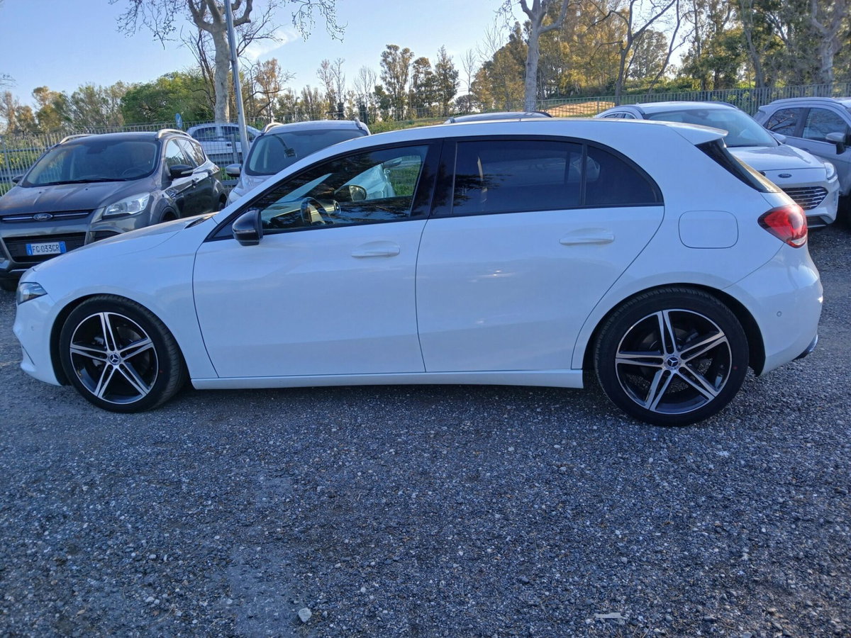 Mercedes-Benz Classe A 180 d Automatic Premium (8)