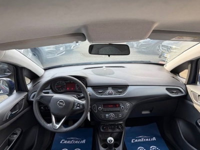 Opel Corsa 1.2 5 porte Advance (4)
