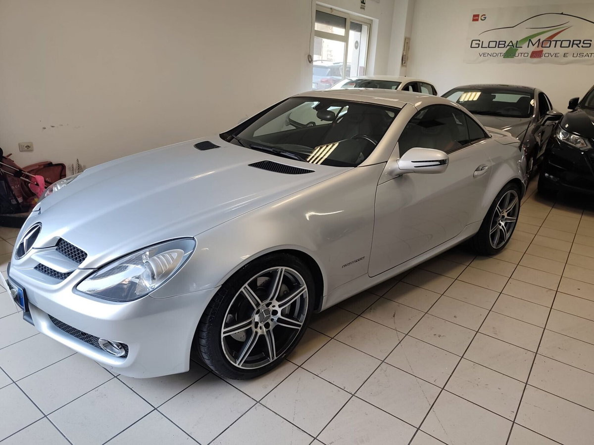 Mercedes-Benz SLK 200 CGI Sport (2)