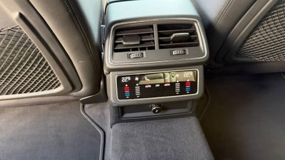 Audi A6 Avant 40 2.0 TDI S tronic Business Sport (9)