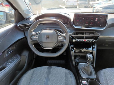 Peugeot 208 1.2 puretech Active s&s 100cv (9)