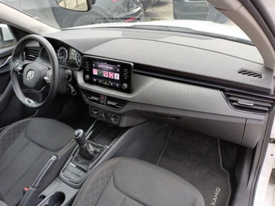 Skoda Kamiq 1.0 tsi Style 95cv (8)