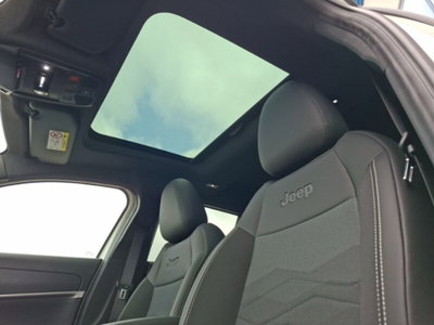 Jeep Avenger 1.2 turbo e-hybrid mhev Summit fwd 110cv edct6 (11)