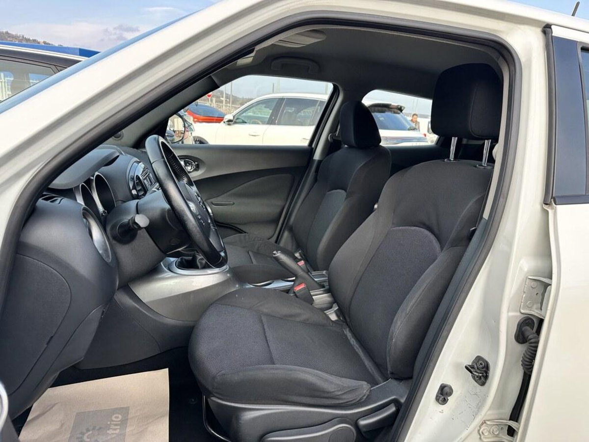 Nissan Juke 1.6 Tekna (7)