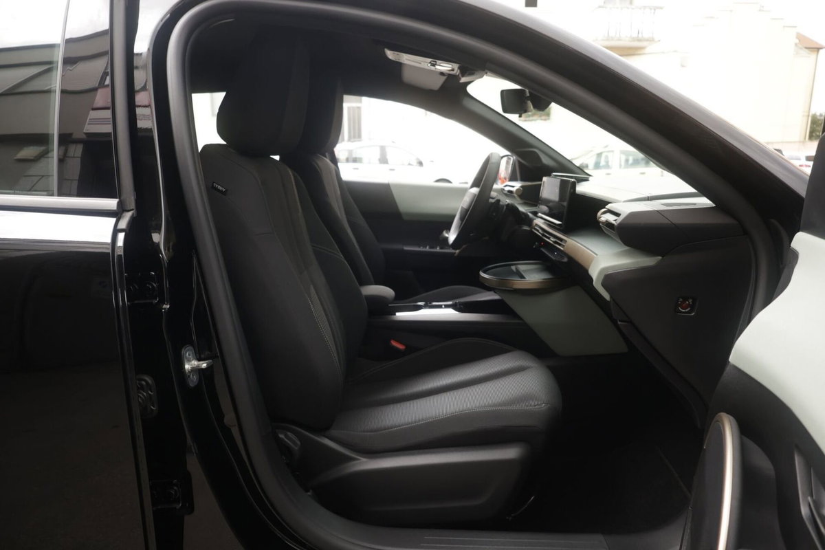 Lancia Ypsilon 1.2 mhev 110cv e-dct (10)