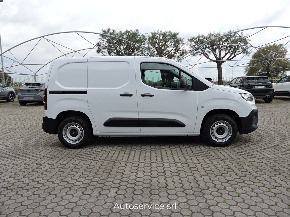 Fiat Doblò Furgone van XL 1.5 diesel 100cv (4)