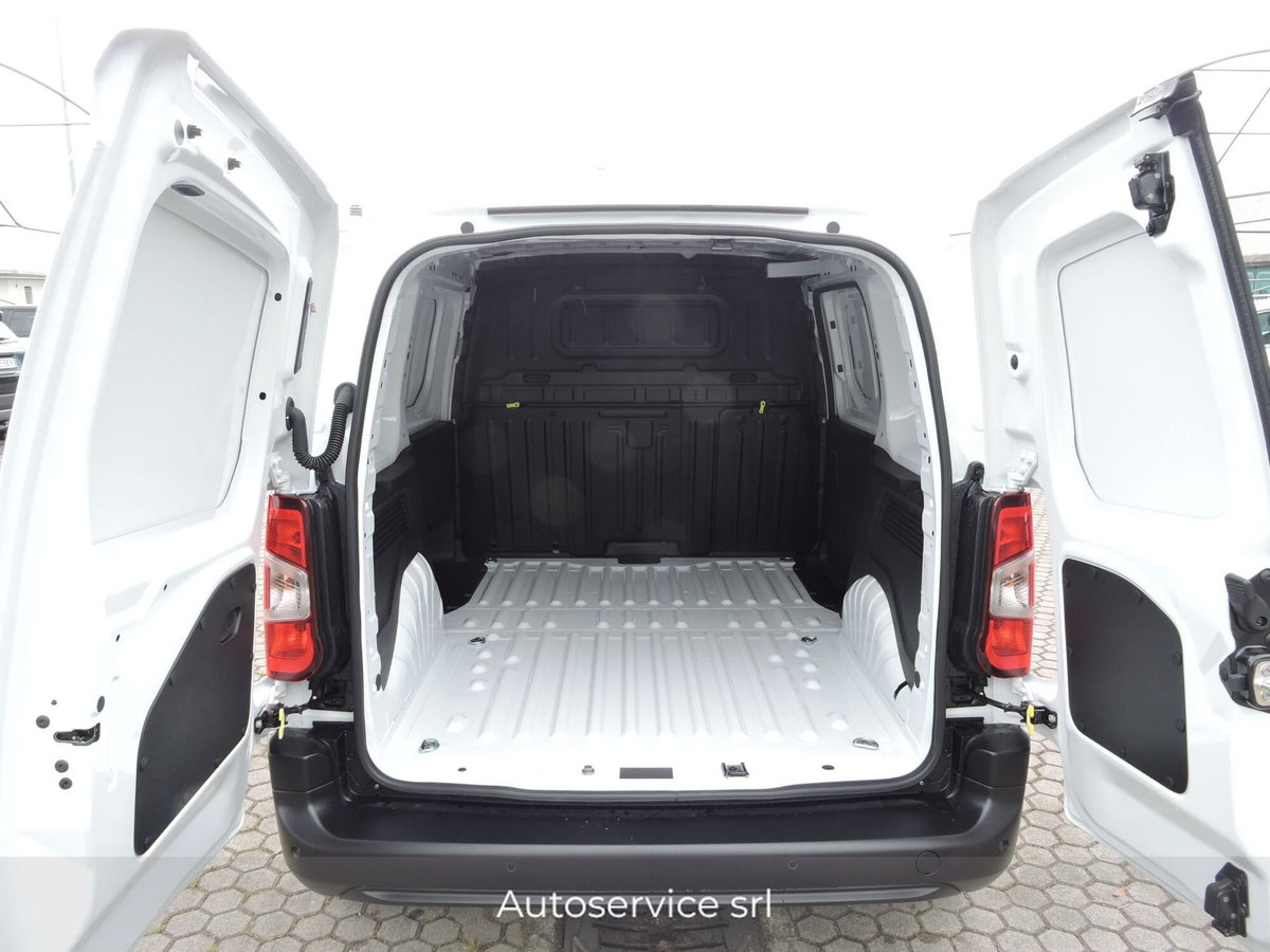 Fiat Doblò Furgone van XL 1.5 diesel 100cv (8)