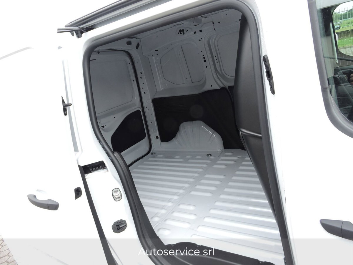 Fiat Doblò Furgone van XL 1.5 diesel 100cv (9)