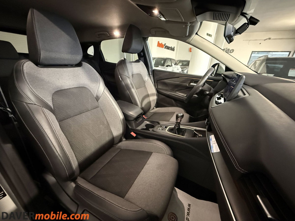Nissan Qashqai 1.3 mhev N-Connecta 2wd 140cv (12)
