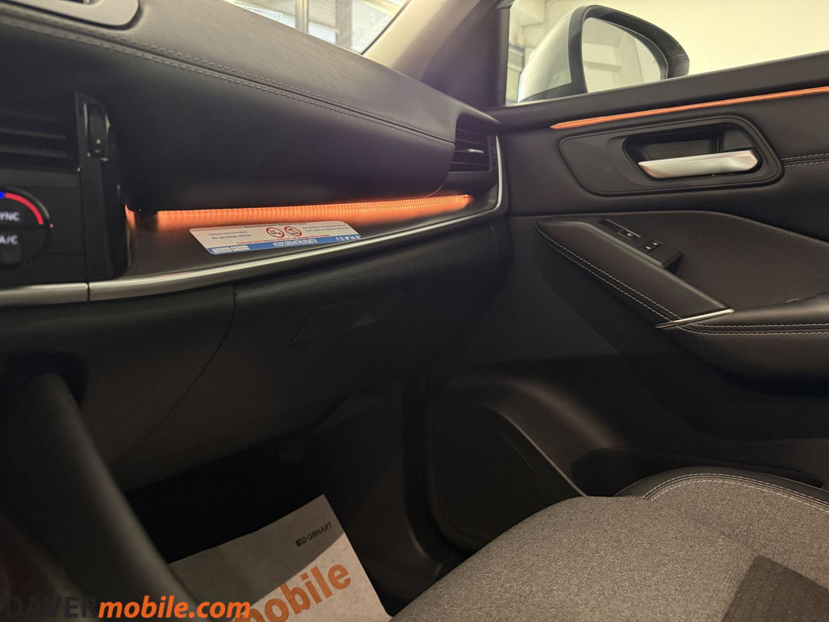 Nissan Qashqai 1.3 mhev N-Connecta 2wd 140cv (15)