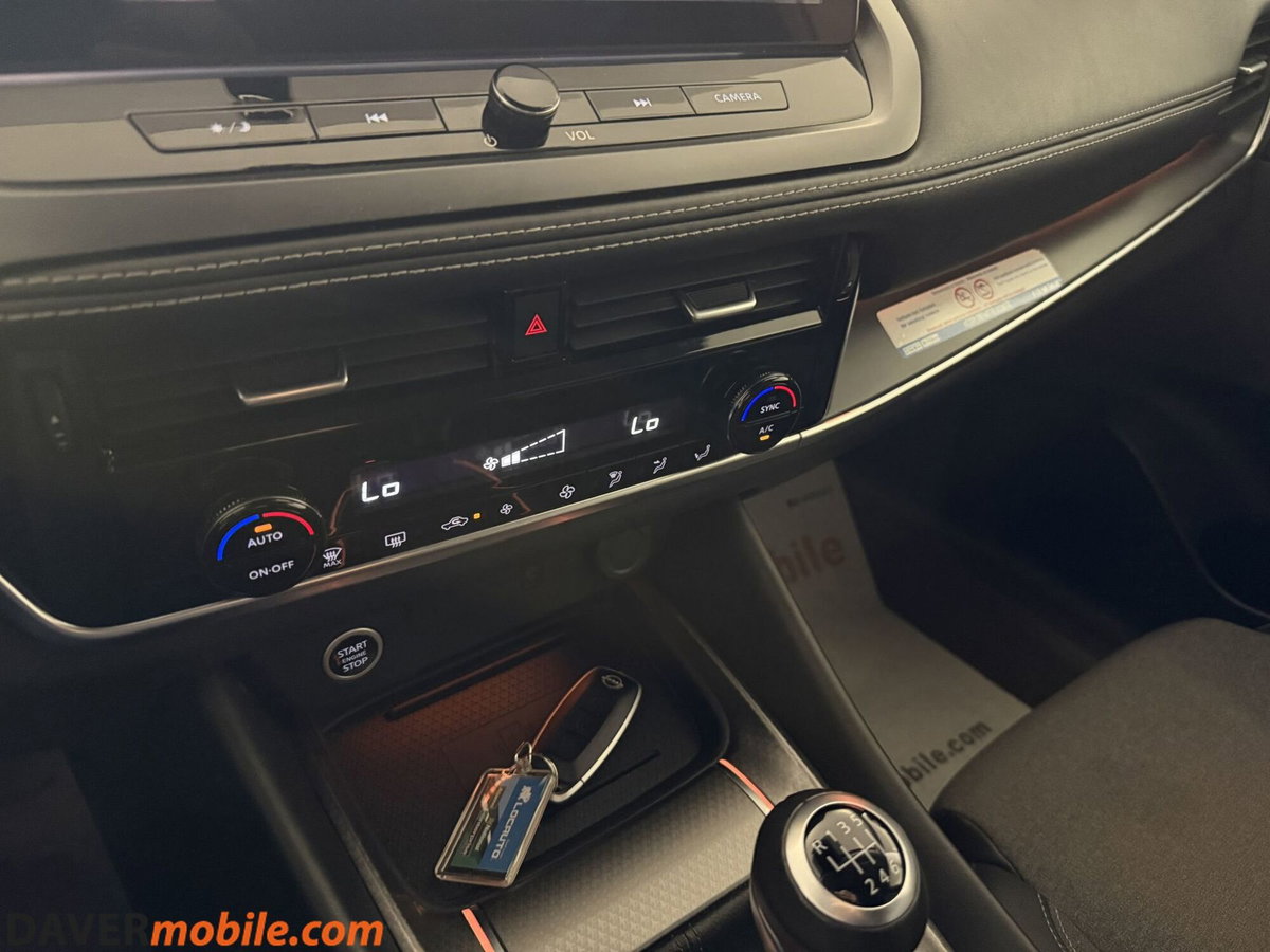 Nissan Qashqai 1.3 mhev N-Connecta 2wd 140cv (18)