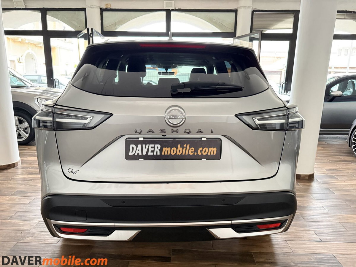 Nissan Qashqai 1.3 mhev N-Connecta 2wd 140cv (6)