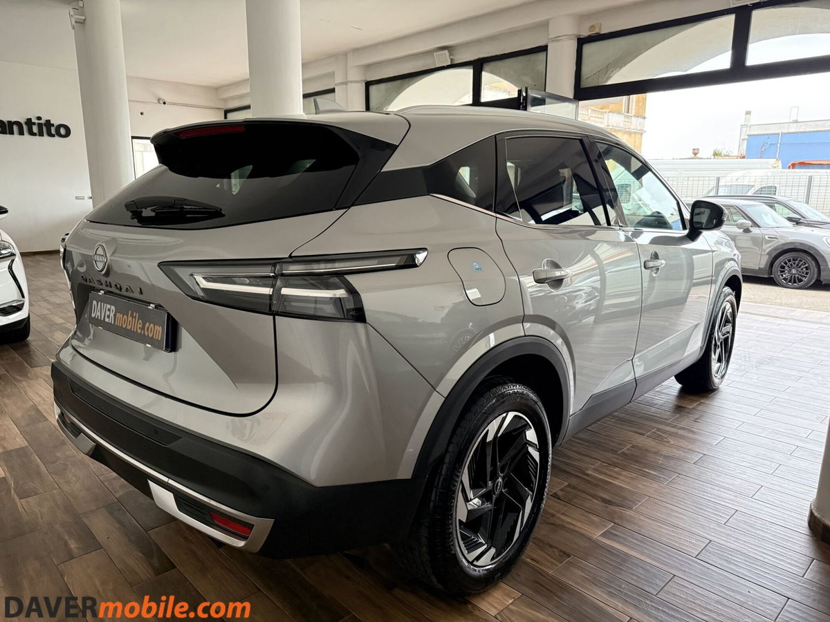 Nissan Qashqai 1.3 mhev N-Connecta 2wd 140cv (7)