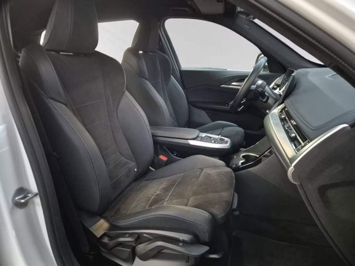 BMW X1 sDrive 18i Msport (11)