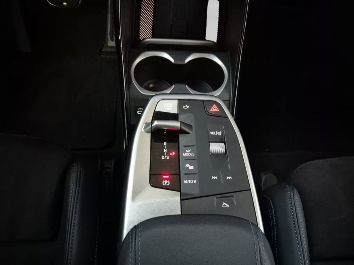 BMW X1 sDrive 18i Msport (9)