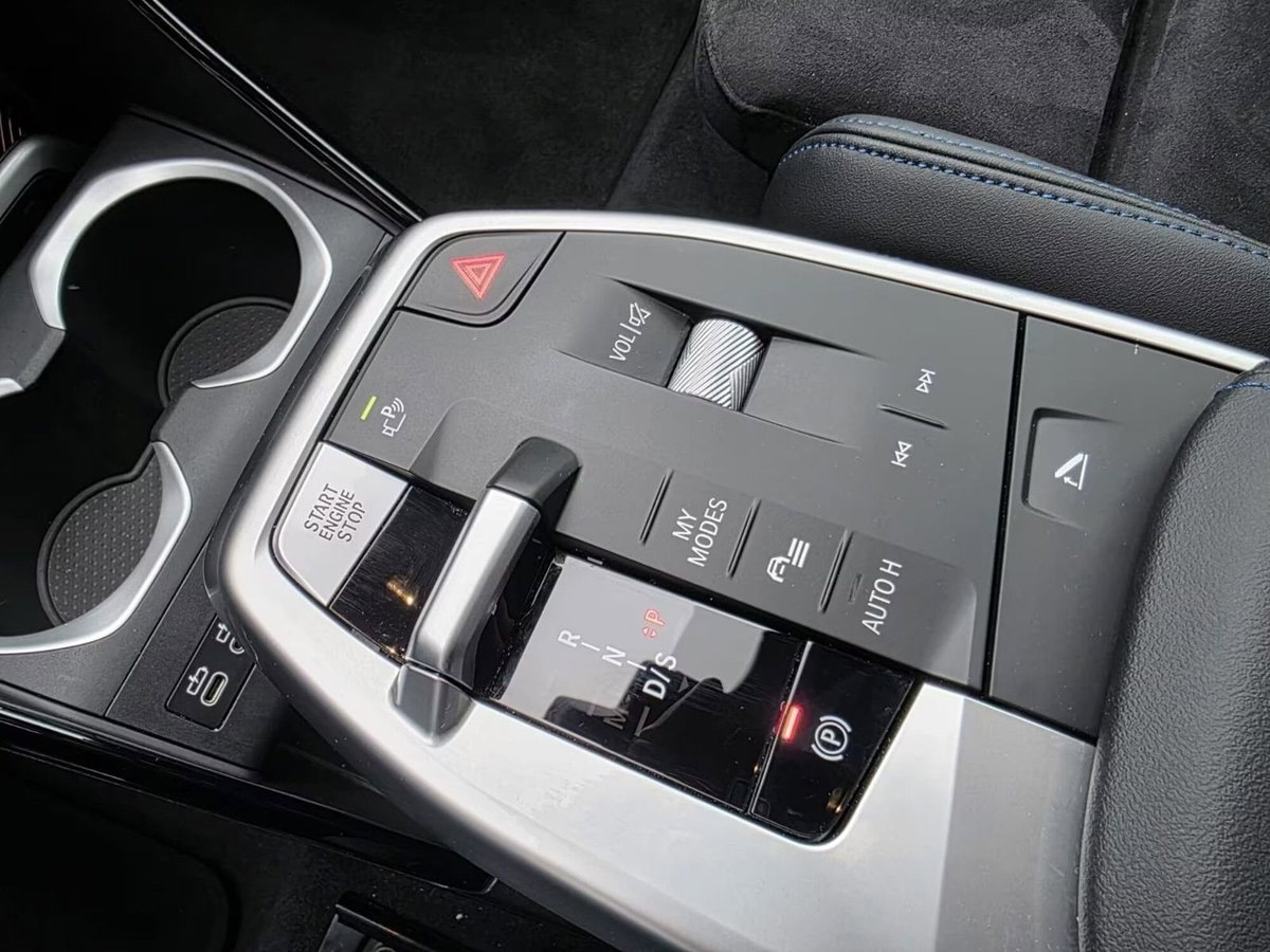 BMW X1 sDrive 18i Msport (10)