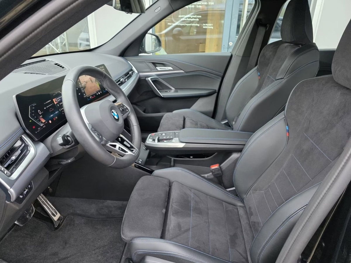 BMW X1 sDrive 18i Msport (9)