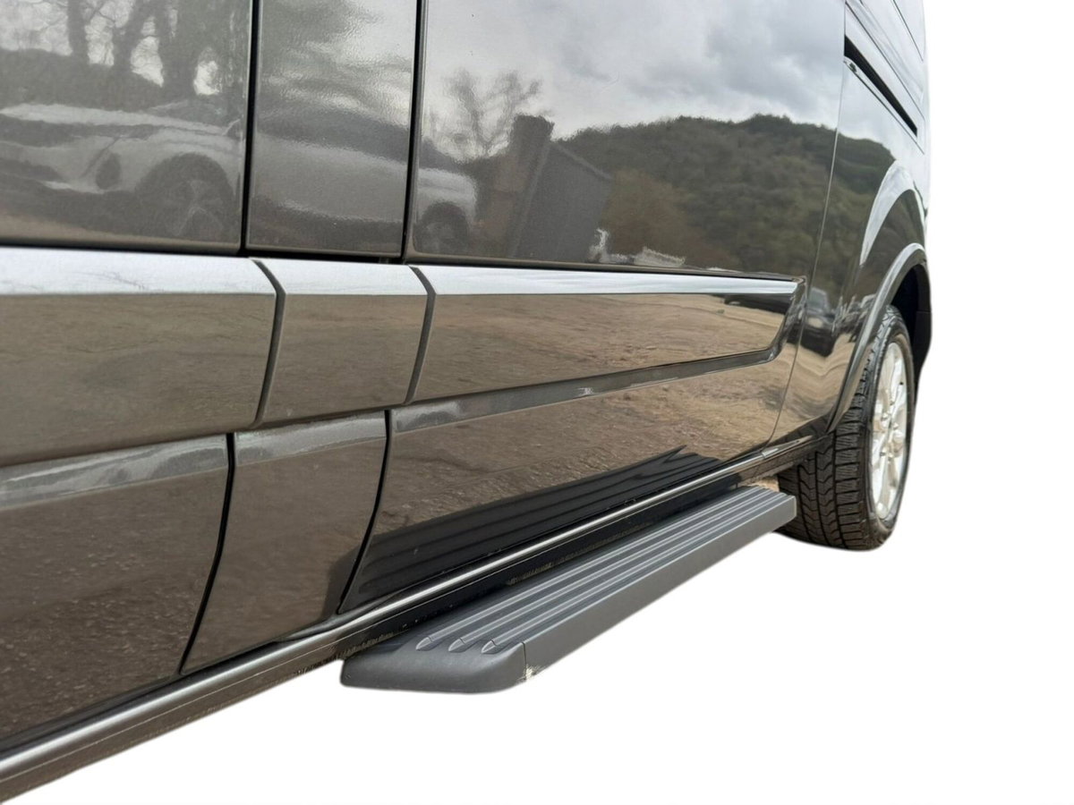 Ford Tourneo Custom 320 2.0 TDCi 185CV MHEV PC Titanium (4)