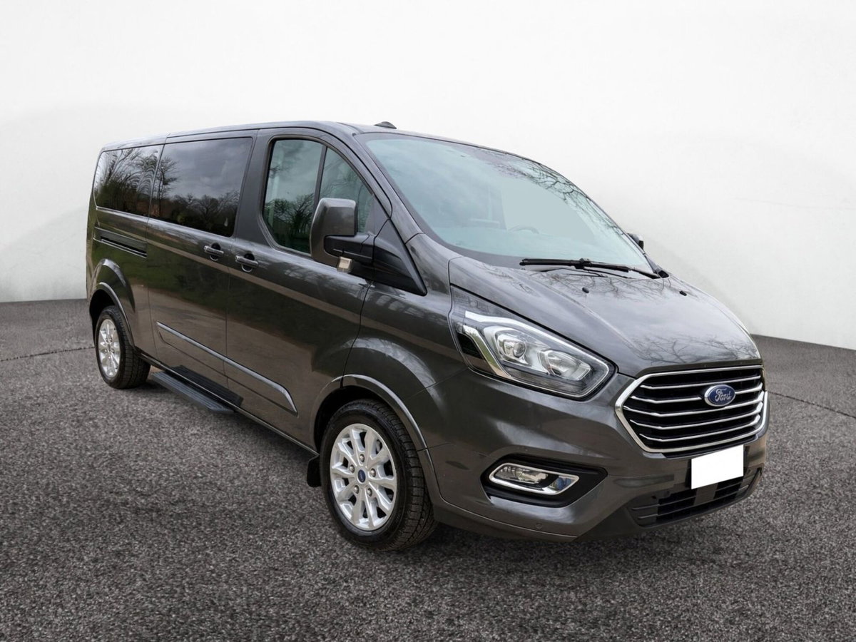 Ford Tourneo Custom 320 2.0 TDCi 185CV MHEV PC Titanium (5)