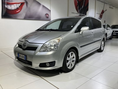 Toyota Corolla Verso 2.2 16V D-4D DPF Sol usata
