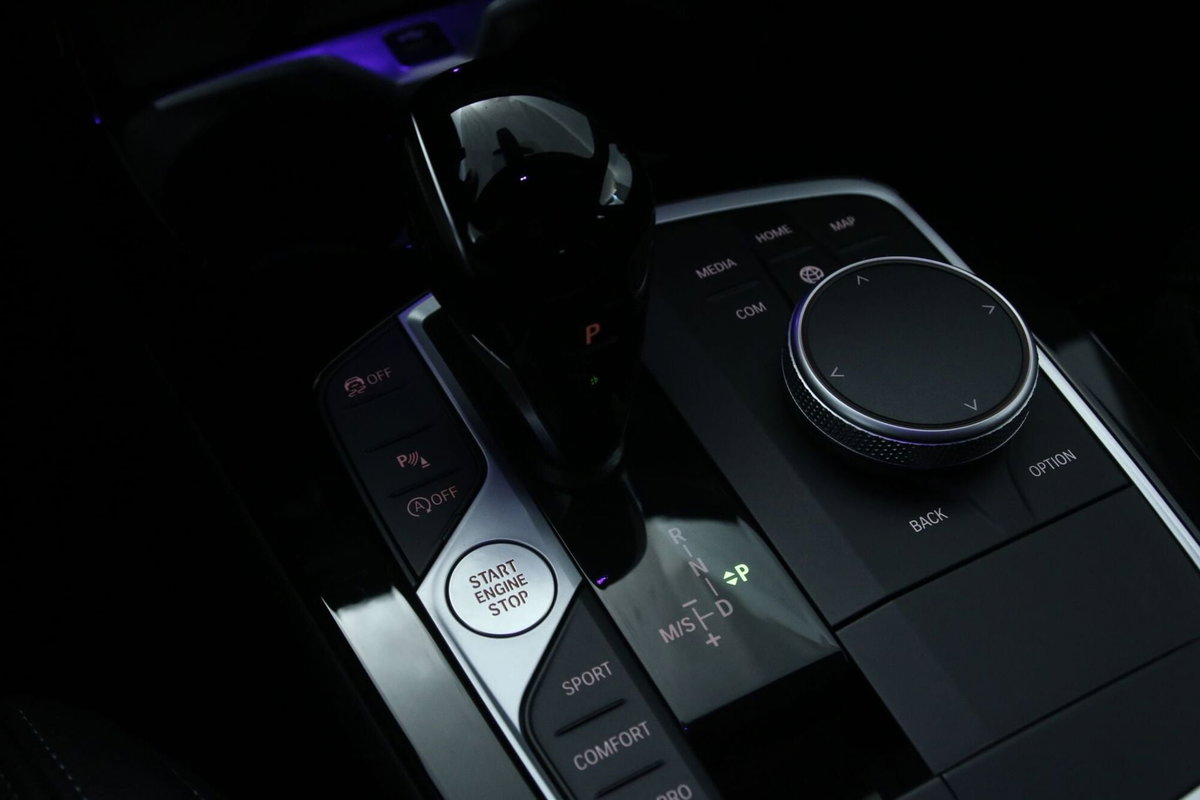 BMW Serie 1 5p. 118i 5p. Msport (15)