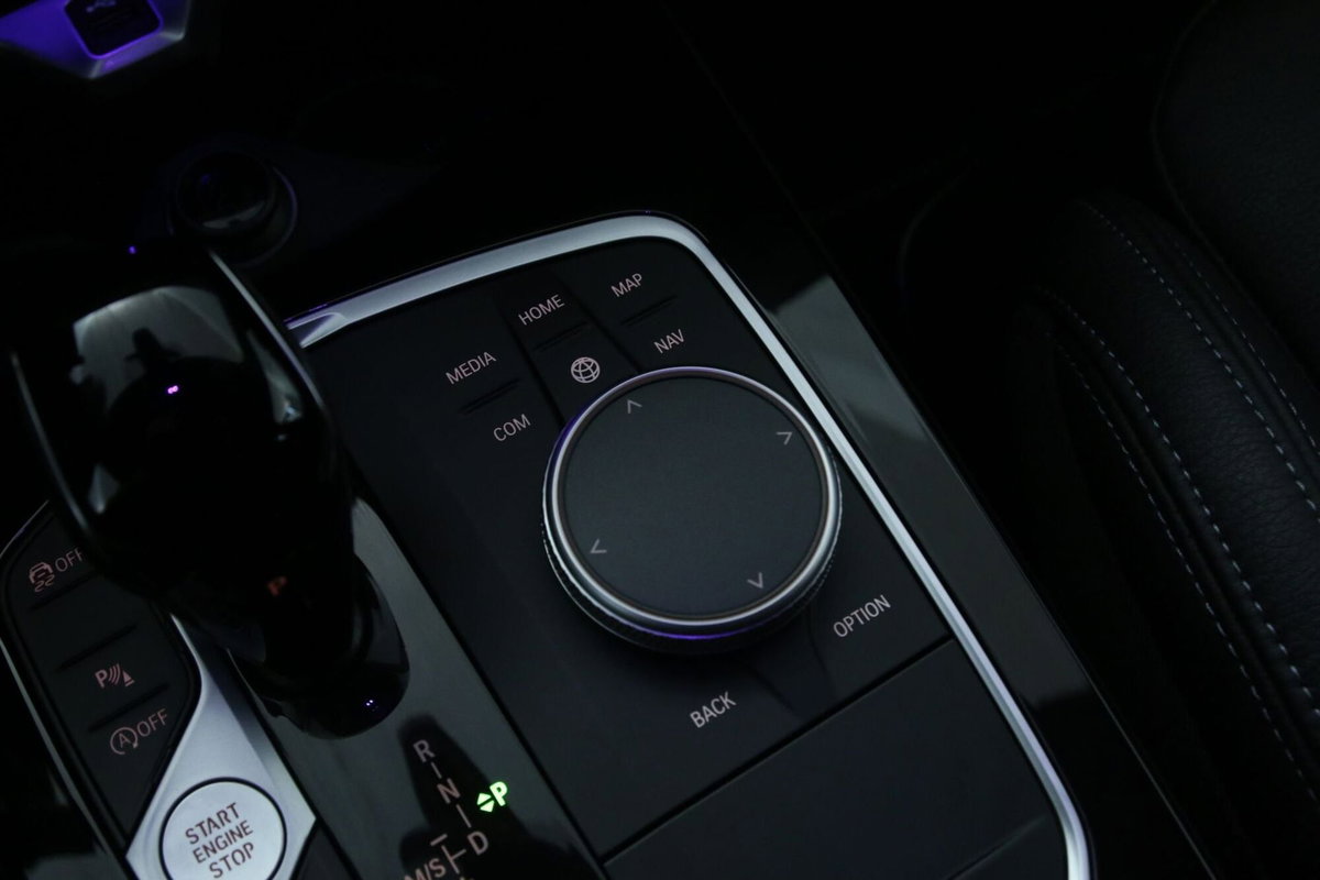 BMW Serie 1 5p. 118i 5p. Msport (19)