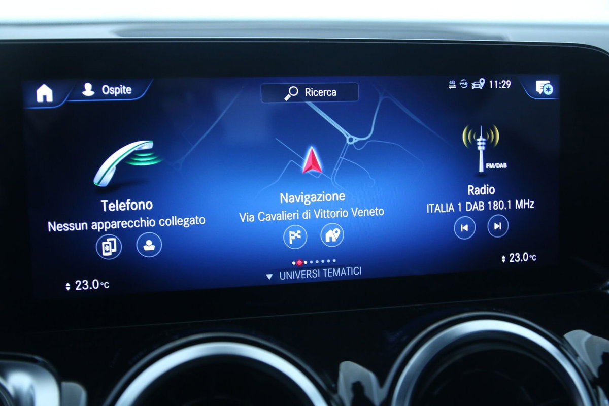 Mercedes-Benz GLB 200 d Automatic Sport Plus (14)