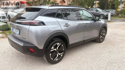 Peugeot 2008 50 kWh Allure (12)