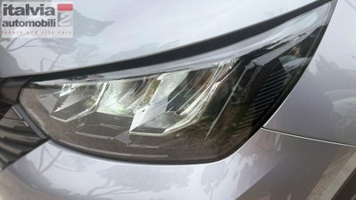 Peugeot 2008 50 kWh Allure (13)