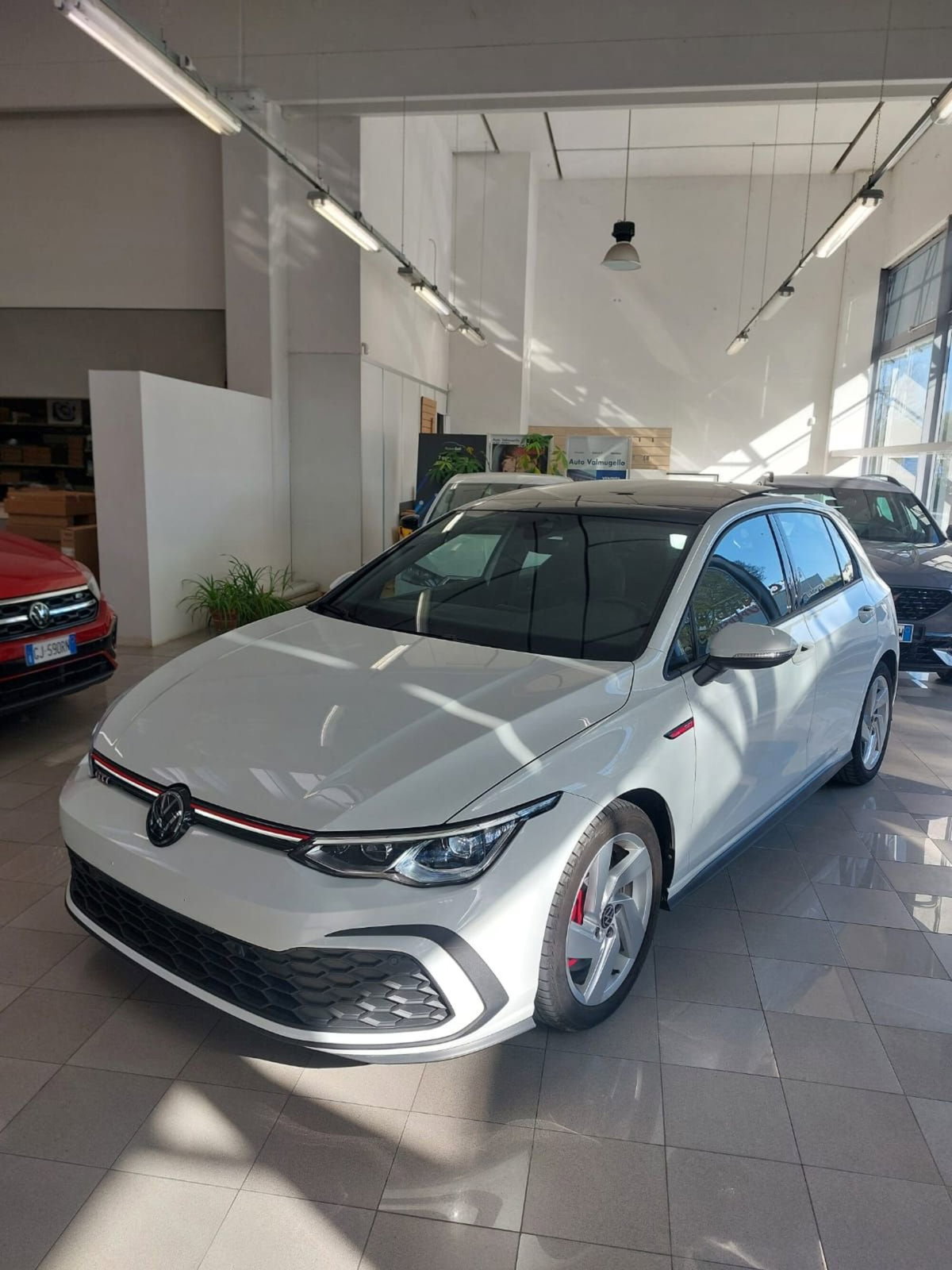 Volkswagen Golf 2.0 TSI GTI