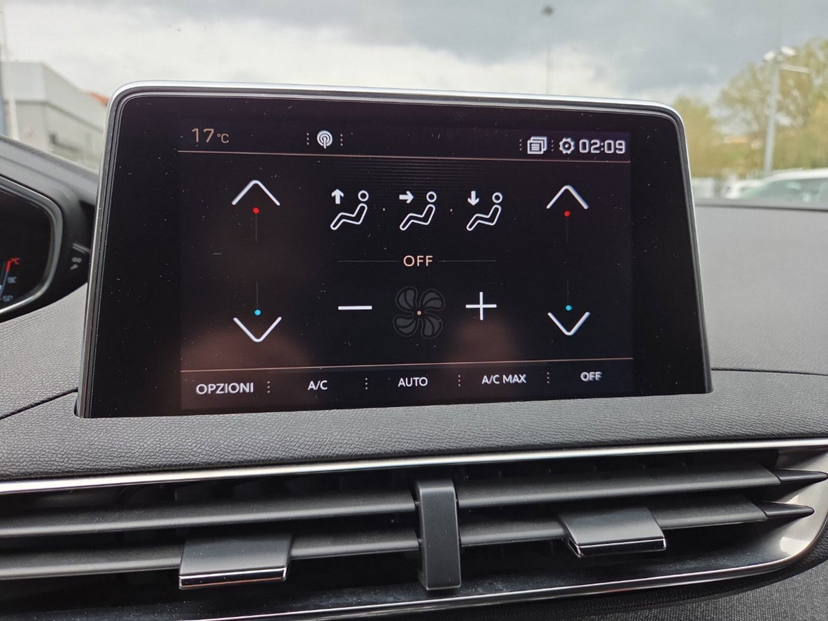 Peugeot 5008 BlueHDi 130 S&S EAT8 GT Line (15)