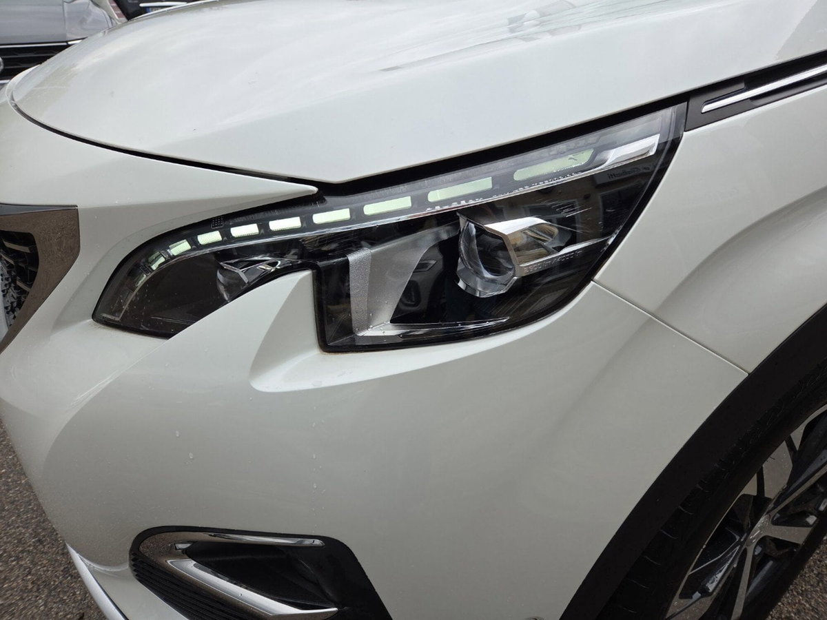 Peugeot 5008 BlueHDi 130 S&S EAT8 GT Line (6)