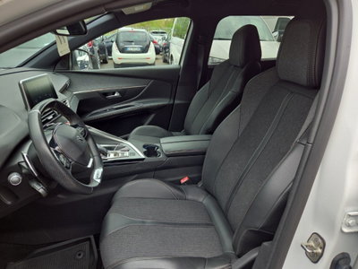 Peugeot 5008 BlueHDi 130 S&S EAT8 GT Line (9)