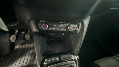 Opel Corsa 1.2 100 CV GS Line (6)