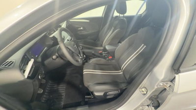 Opel Corsa 1.2 100 CV GS Line (8)