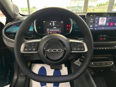 Fiat 600 1.2 hybrid Icon 145cv auto (11)
