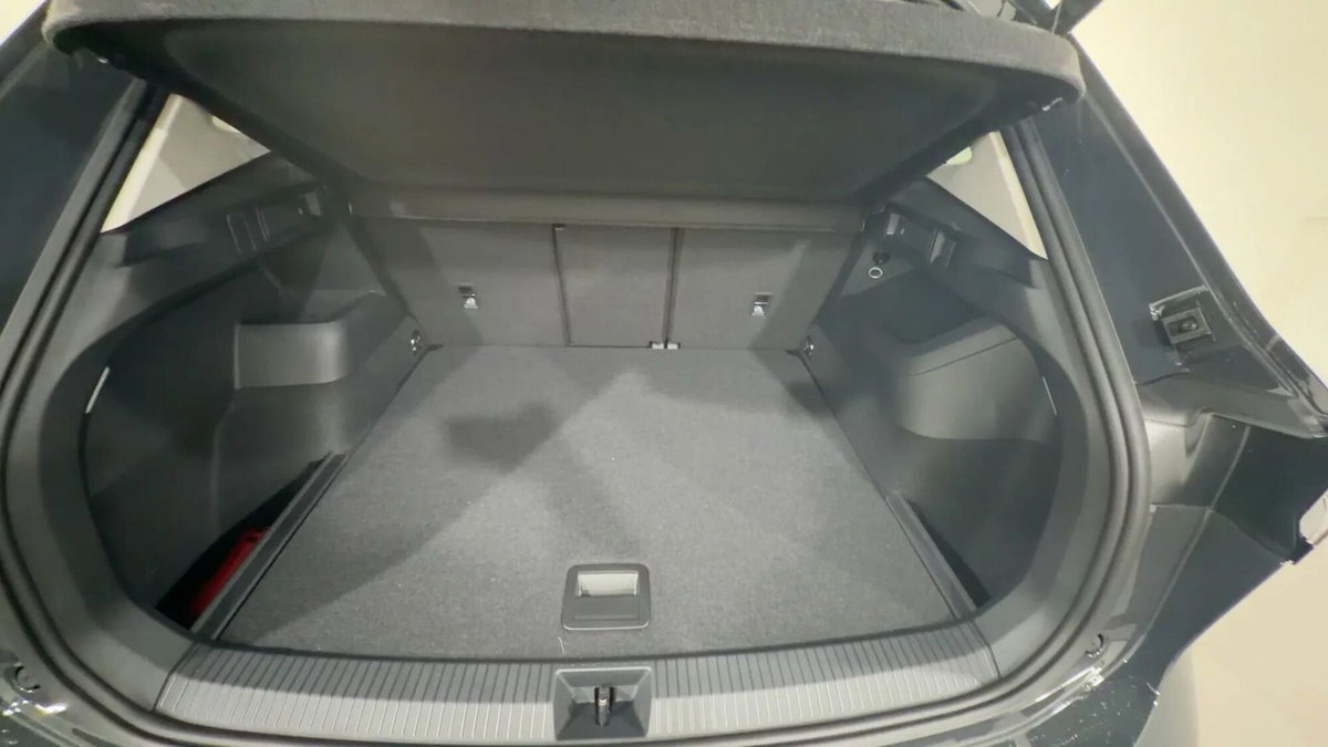 Volkswagen Tiguan 1.5 etsi Edition 130cv dsg (10)