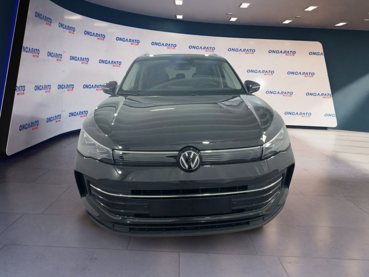 Volkswagen Tiguan 1.5 etsi Edition 130cv dsg (2)