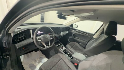 Volkswagen Tiguan 1.5 etsi Edition 130cv dsg (7)