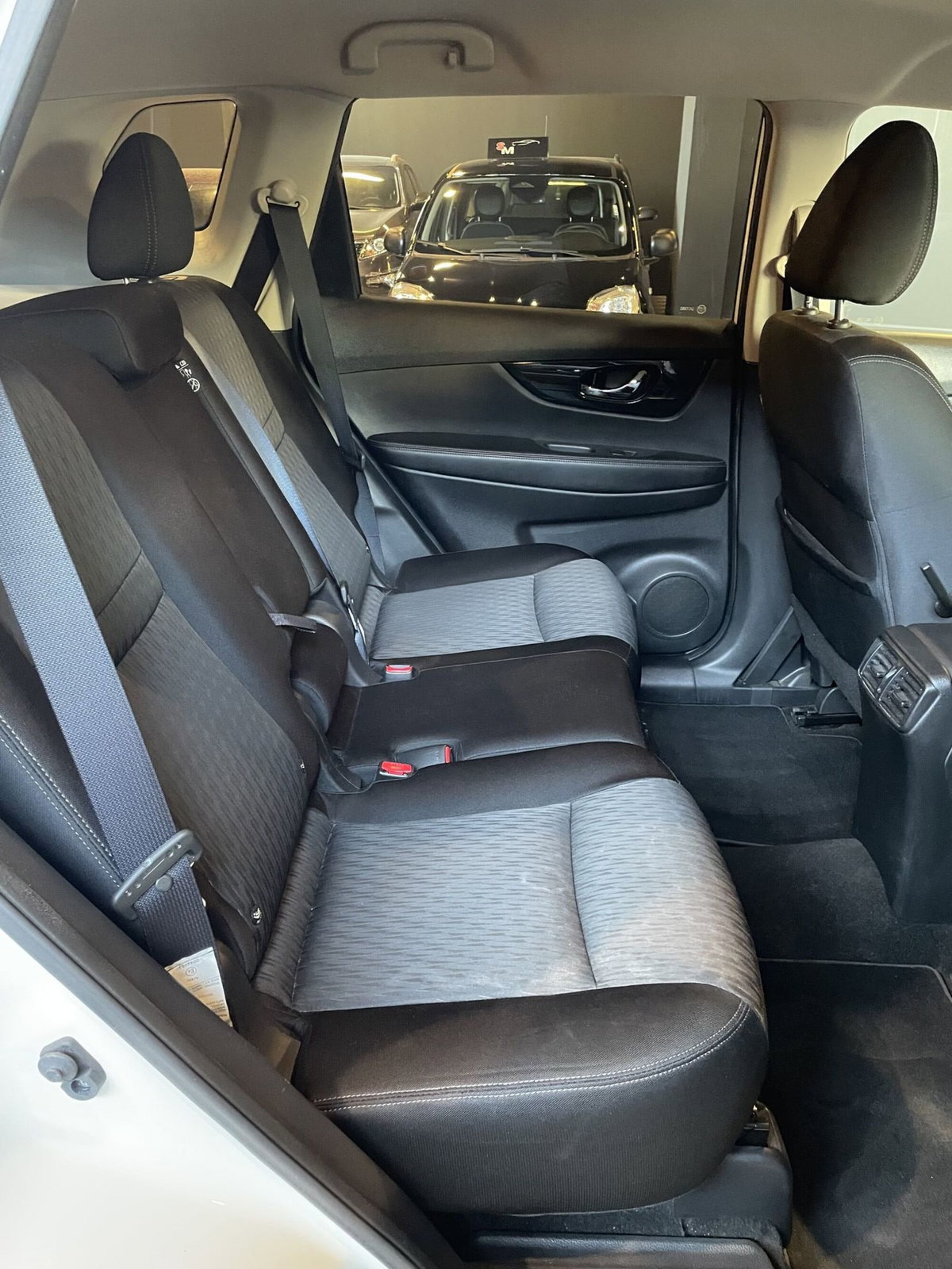 Nissan X-Trail 2.0 dCi 4WD Acenta (16)