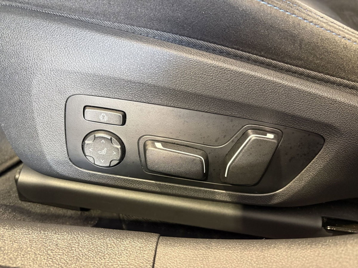 BMW Serie 3 Touring 330e  MSport Pro auto (17)