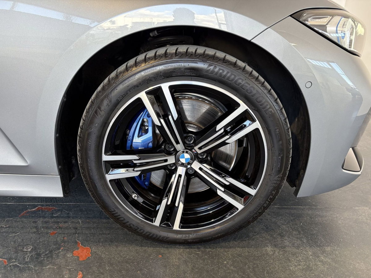 BMW Serie 3 Touring 330e  MSport Pro auto (9)