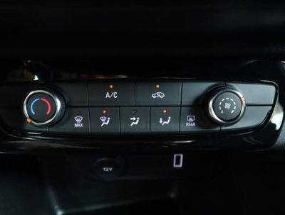 Opel Corsa 1.2 hybrid GS 100cv dct6 (18)