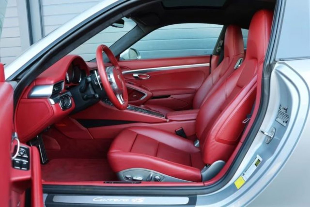 Porsche 911 Coupé 3.8 Carrera 4 GTS (16)