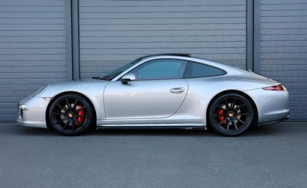 Porsche 911 Coupé 3.8 Carrera 4 GTS (4)