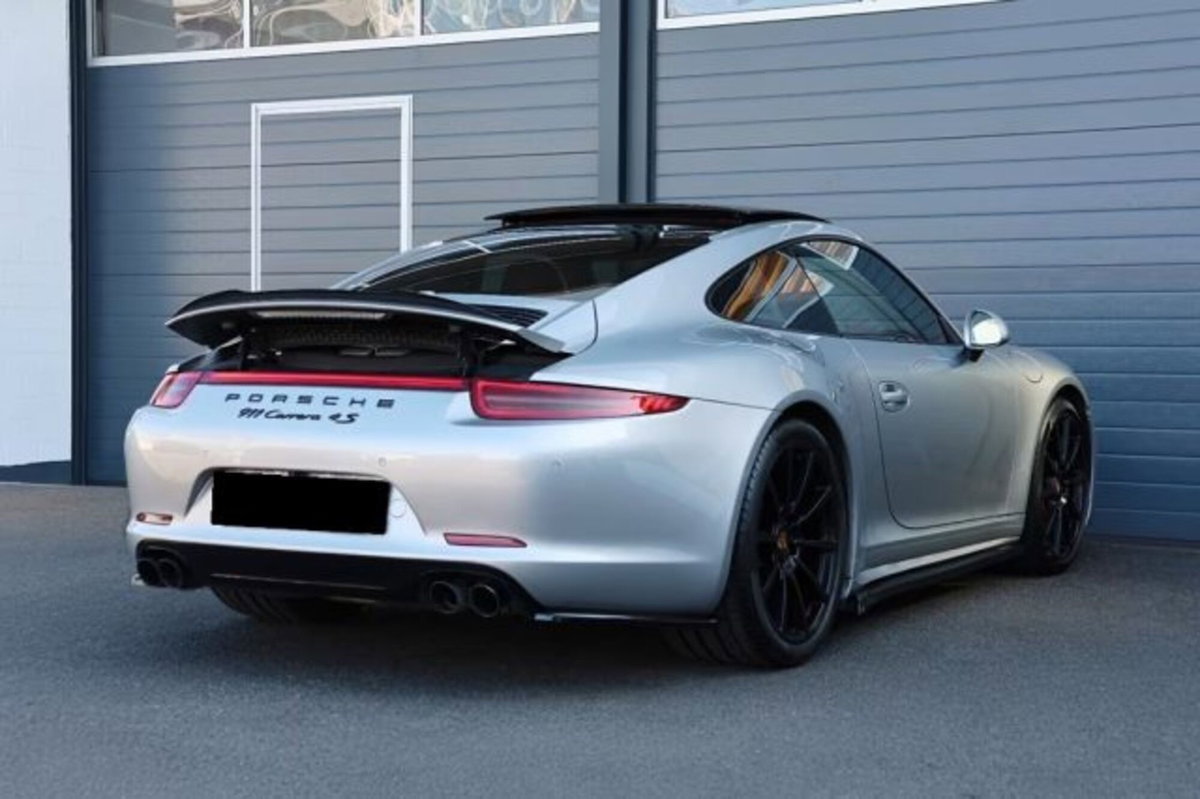 Porsche 911 Coupé 3.8 Carrera 4 GTS (5)