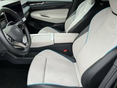 Volkswagen ID.7 77 kWh Pro 285cv (11)