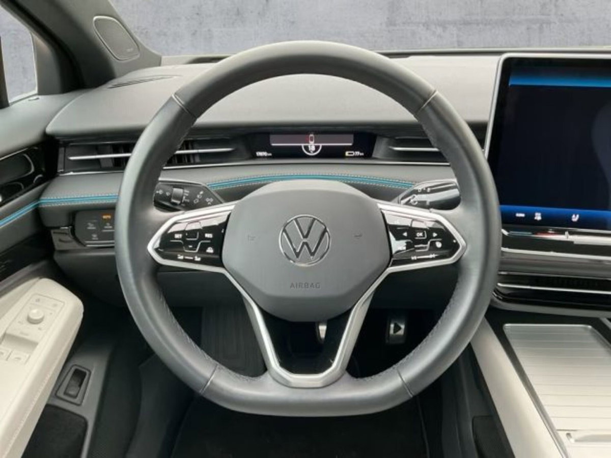 Volkswagen ID.7 77 kWh Pro 285cv (9)