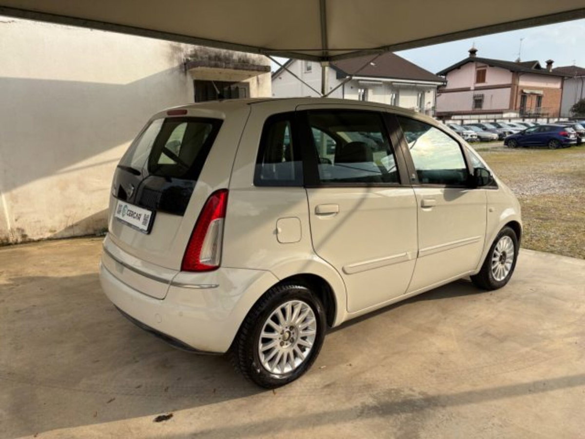 Lancia Musa 1.4 Argento Ecochic GPL (4)