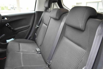 Peugeot 208 82 5 porte Allure (12)